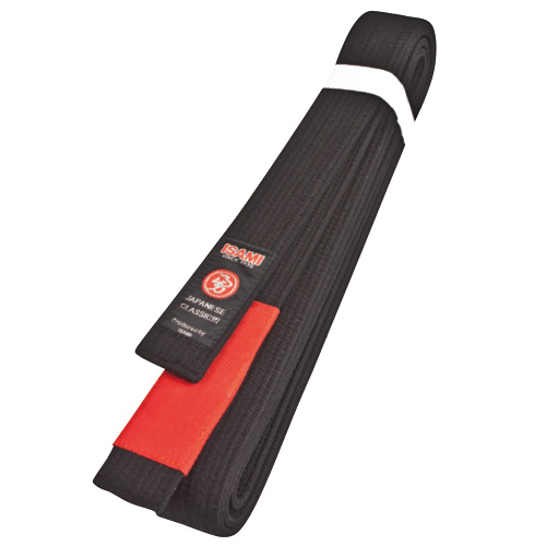 堅さ 締めやすさ 耐久性の良さ 大決算セール を兼ね備えた黒帯 ISAMI 黒帯 物品 赤タグのみ 柔術帯 M3～A1サイズ イサミ