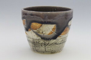 二色線彫 焼酎カップ(紫) 日本製 コップ コンパクト 陶器 国産 和風 和食器 和モダン レトロ 贈り物 プレゼント シンプル ギフト 記念品 和柄