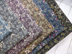 [XRbgF15G85ƂĎG芴AS[WXȐFŁACeAɂobNɂBTCY͐n110cmx50cm̂liɂȂ܂B