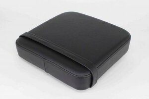 SP武川 09-11-0244 ピリオンシート(300×300/ブラック) クロスカブ110等 TAKEGAWA