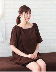 \オリジナル ロゴ 刺繍 もできます。サロン のブランディング効果UP /フェイシャルガウン 【 1枚〜 ロゴ 刺繍 高級パイル地 フェイシャルガウン ゴム留めタイプ フリーサイズ】エステ サ