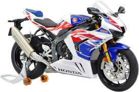 タミヤ(TAMIYA) 1/12 オートバイシリーズ No.141 Honda CBR1000RR-R FIREBLADE SP 30t 送料無料