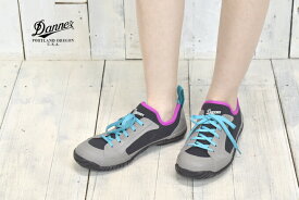 お得なクーポン配布中!!(2026/3/1〜2026/3/15) Danner/ダナーWRAPTOPLIGHT3
