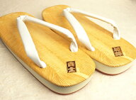 【送料無料】雪駄（白鼻緒・黒鼻緒）M・Lサイズ♪滑り難いアメゴム底♪名入れ加工で他人と間違う心配が無…