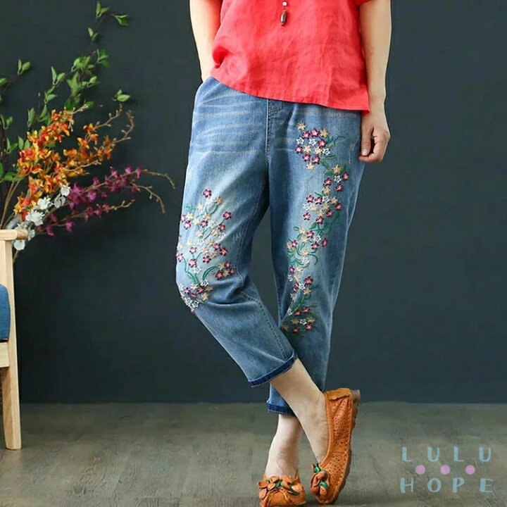 ヴィンテージ フラワー 刺繡 デニム 新品のパンツ