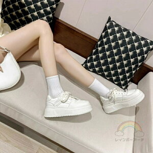 厚底 スニーカー レディース ローカット 厚手 白 カジュアル 身長アップ レトロ ストリートコーデ 本革 インフルエンサー スポーツ 5cm きれいめ 靴 おしゃれ 細身 スニーカーレディース 歩き