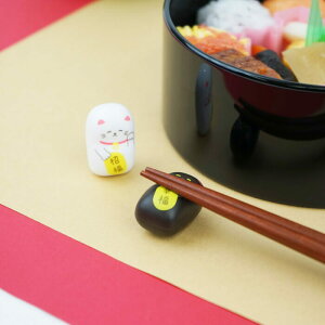 起き上がり箸置き(まねきねこ)【ハシートップイン公式】 箸置き まねきねこ 招き猫 猫 ねこ 白猫 黒猫 起き上がりこぼし 箸置き お食い初め 出産祝い 結婚祝い 引っ越し祝い 正月飾り お