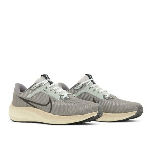 【海外限定 お取り寄せ商品】NIKE AIR ZOOM PEGASUS 40 LIGHT IRON ORE MICA GREEN FN7498-012 メンズ レディース 人気 おしゃれ