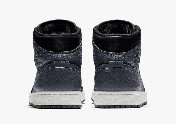 楽天市場】【お取り寄せ商品】NIKE AIR JORDAN 1 RETRO MID BLACK DARK 