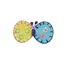 【刺繍ブローチ】アップリケ蝶　円と花Made in japan刺繍、ブローチ、立体、軽い、チョウチョ、生地