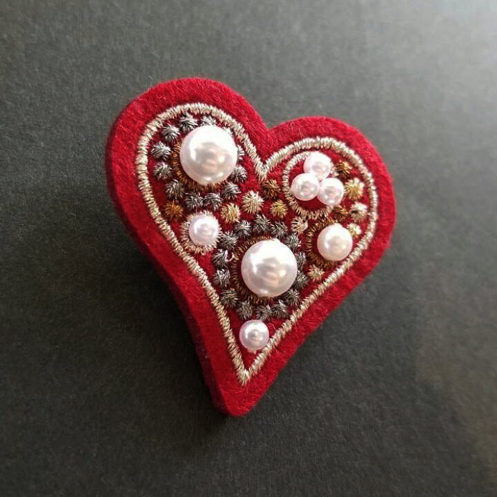 楽天市場】［刺繍ブローチ］パールビーズ ハートMade in japan刺繍 