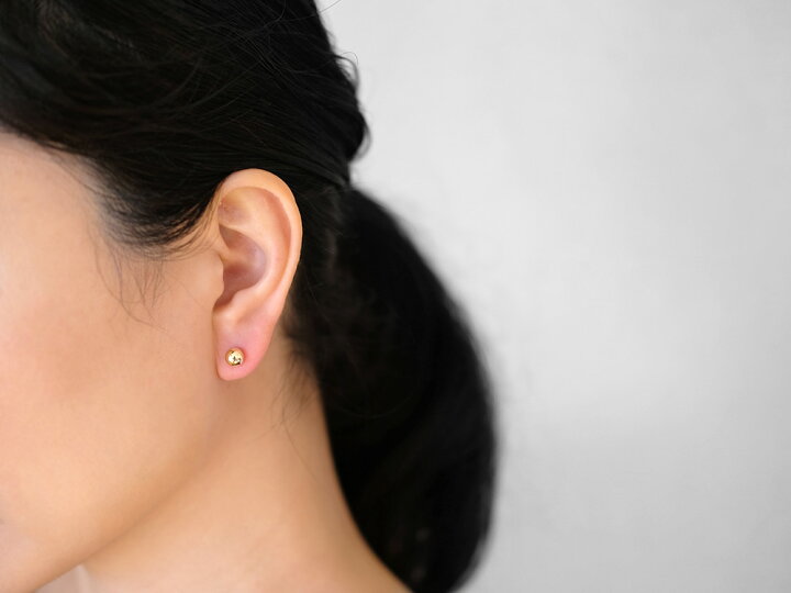 楽天市場】【4/3午後値上げ実施】 K18 ミロワール スタッド ピアス 6mm 