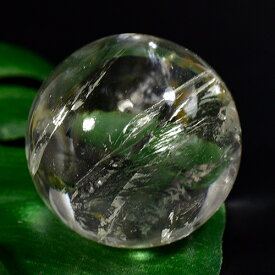 【一点物】ガネッシュヒマール産 ヒマラヤ水晶 彫刻 カービング ボール（玉） 虹あり（レインボーあり） 48g￢【送料無料】