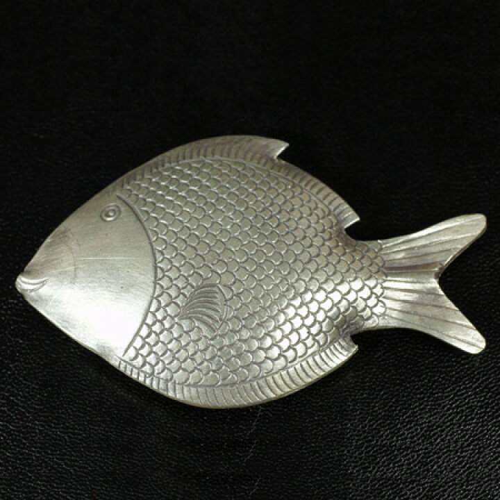 楽天市場】【一点物】カレンシルバーパーツ 伝統模様 ビーズ 魚 特大 
