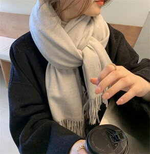韓国大人気 デザイン INSスタイル 韓国語版 厚手 学生 ショール 保温 よだれかけ 無地 スカーフ 冬
