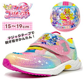 特価【キミとアイドル　プリキュア　スニーカー　3904　PK】女の子　女児　子ども　こども　靴　くつ　子供靴　シューズ　運動靴　クツ　キャラクター　15cm 16cm 17cm 18cm 19cm　服　グッズ　パジャマ　咲良 うた　キュアアイドル　プリルン　名探偵プリキュア