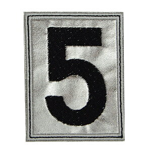  by hJ ACڒ c6.8cm×5.3cm Vo[ 5 io[ ACby |