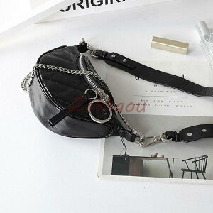 ボディバッグ レディース バッグ ショルダーバッグ かばん 大容量 本革 斜めがけ 肩掛け 防盗 旅行 通勤通学 アウトドア ミニバッグ ポシェット サブバッグ