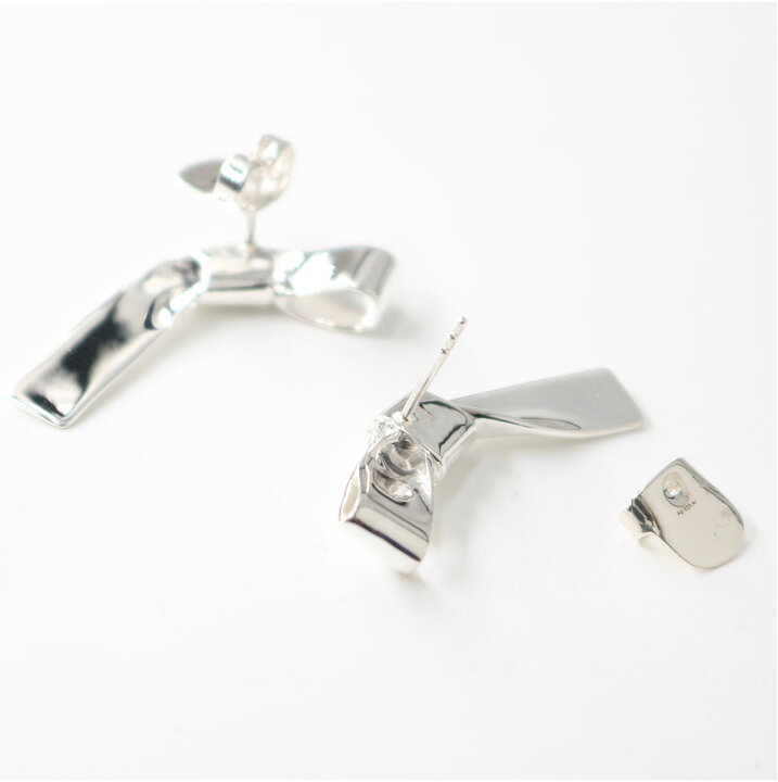楽天市場】□ANNIKA INEZ アニカイネズ Small Cravat Earrings Sml 