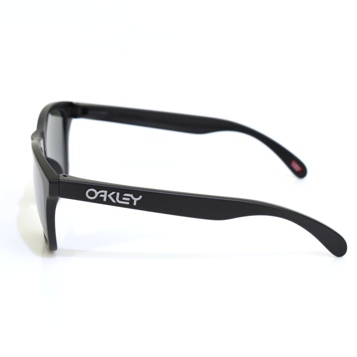 楽天市場 10 Offセール オークリー Oakley サングラス 偏光サングラス フロッグスキン アジアンフィット 日本人用 偏光レンズ プリズム Polarized ポラライズ メンズ スポーツサングラス スポーツ用 アウトドア 釣り 艶消し マットブラック 黒 Frogskins Asia Fit