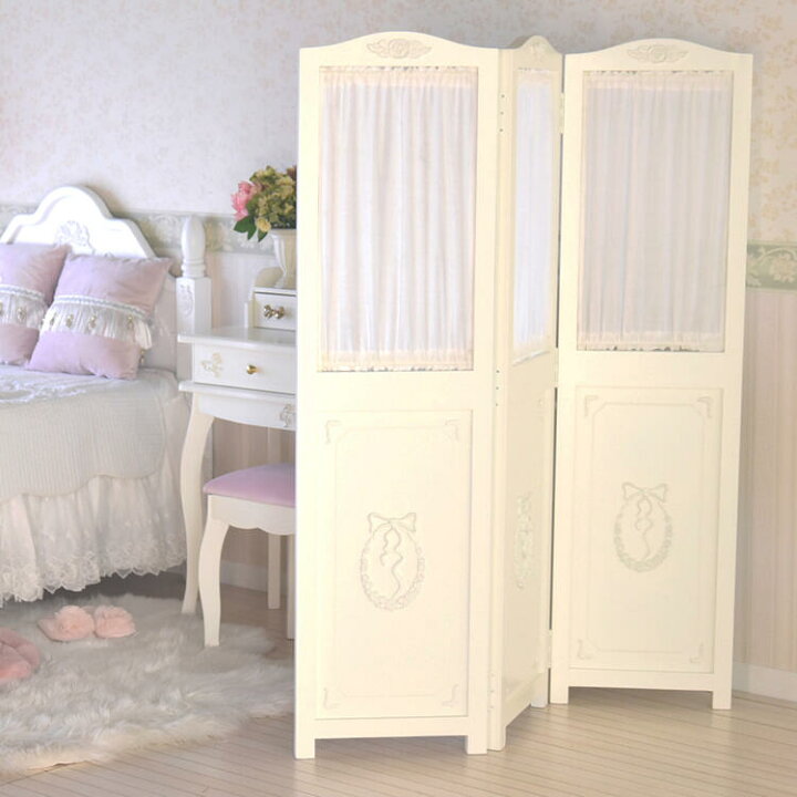 楽天市場 ガーリープリンセス 3連スクリーン ホワイトパーテーション エレガント スクリーン ディスプレイ オブジェ ショップ インテリア プレゼント おしゃれ かわいい 折りたたみ 間仕切り 白 衝立 花柄 収納 姫系 輸入家具 送料無料remt Sc 10 Wh Re Lshop