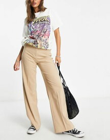 ベルシュカ レディース カジュアルパンツ ボトムス Bershka wide leg slouchy dad tailored pants in camel camel