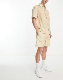 【送料無料】 エレッセ メンズ シャツ トップス ellesse Capri shirt with lightning bolt print in beige - part of a set BEIGE