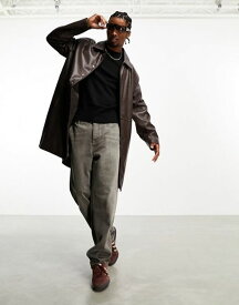 【送料無料】 エイソス メンズ ジャケット・ブルゾン アウター ASOS DESIGN faux leather longline trench coat in brown BROWN