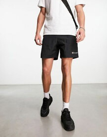 【送料無料】 チャンピオン メンズ ハーフパンツ・ショーツ ボトムス Champion nylon warm up shorts in black Black