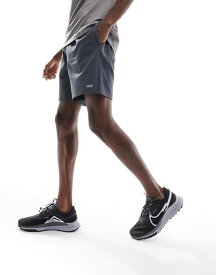 【送料無料】 エイソス メンズ ハーフパンツ・ショーツ ボトムス ASOS 4505 Icon 7-inch training shorts with quick dry in charcoal Dark Gray