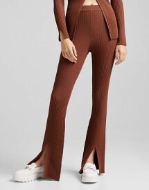 【送料無料】 ベルシュカ レディース カジュアルパンツ ボトムス Bershka knitted rib detail pants with split detail in brown brown