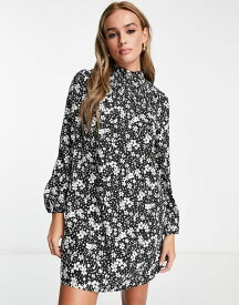 【送料無料】 ニュールック レディース ワンピース トップス New Look long sleeve mini dress in black floral Green