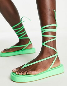 【送料無料】 パブリックデザイア レディース サンダル シューズ Public Desire Beachbabe flatform sandals in neon green Neon green