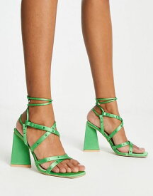 【送料無料】 レイド レディース サンダル シューズ RAID Elinora block heel sandals with stud embellishment in green satin Satin Green