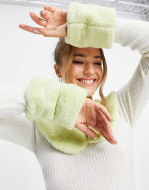 【送料無料】 エイソス レディース 手袋 アクセサリー ASOS DESIGN faux fur cuffs in green Green