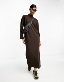 【送料無料】 セレクティッド レディース ワンピース トップス Selected Femme oversized high neck maxi dress in brown Java