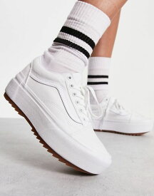 【送料無料】 バンズ レディース スニーカー シューズ Vans old skool stacked sneakers with gum sole in white WHITE