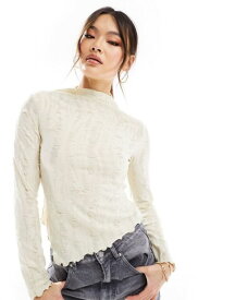 【送料無料】 エイソス レディース Tシャツ トップス ASOS DESIGN grown on neck textured top in off white Off white