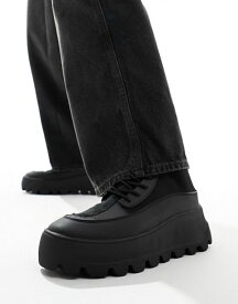 【送料無料】 エイソス メンズ ブーツ・レインブーツ シューズ ASOS DESIGN chunky lace up sock boots in black with badge detail Black