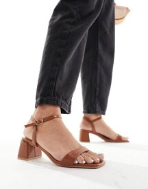 【送料無料】 グラマラス レディース サンダル シューズ Glamorous low block heeled sandals in tan TAN