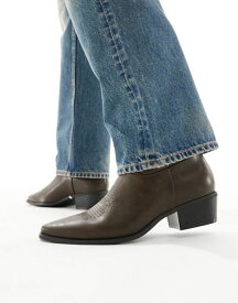【送料無料】 エイソス メンズ ブーツ・レインブーツ シューズ ASOS DESIGN cowboy boots in distressed brown BROWN