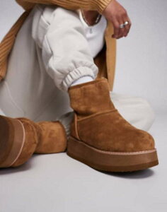 yz GC\X Y u[cECu[c V[Y ASOS DESIGN pull on boots in tan faux suede with chunky sole Tan