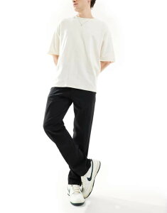 �W���b�N �A���h �W���[���Y �����Y �{�g���X �J�W���A���p���c Jack & Jones front pleat tapered loose chinos Black �u���b�N