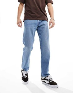 �W���b�N �A���h �W���[���Y �����Y �{�g���X �f�j���p���c �W�[���Y Jack & Jones Chris straight fit jeans in mid blue wash Blue Denim �f�j��