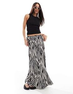 �~�X�Z���t�t���b�W ���f�B�[�X �{�g���X �X�J�[�g �T�e�� �}�L�V Miss Selfridge satin bias cut maxi skirt in zebra Zebra �A�j�}��