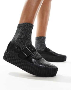 oY fB[X V[Y Xj[J[ vg Vans Mary Jane Creeper shoe with snake print detail Black ubN