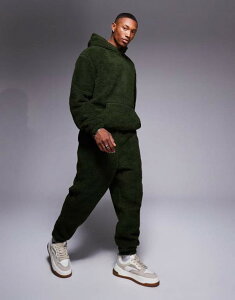 GC\X Y {gX JWApc Kombu green ASOS DESIGN oversized borg sweatpants in green