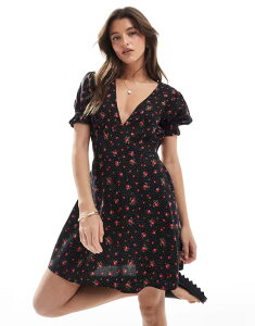 �~�X�Z���t�t���b�W ���f�B�[�X �g�b�v�X �����s�[�X V�l�b�N �v�����g �~�j Miss Selfridge printed spun v neck mini tea dress heart print Black heart print �u���b�N