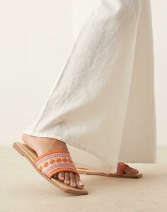 �G�C�\�X ���f�B�[�X �V���[�Y �T���_�� ASOS DESIGN Fig square toe flat mule sandals with embroidery in natural NATURAL