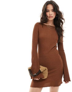 ���F�����[�_ ���f�B�[�X �g�b�v�X �����s�[�X �~�j�����s�[�X �~�j Vero Moda textured bell sleeve mini dress in chocolate Chocolate �`���R���[�g